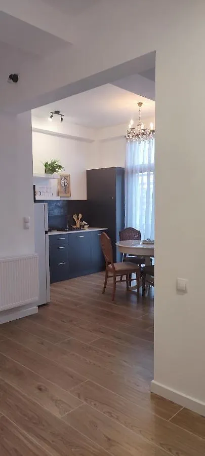 RomanticaTiflis Apartamento